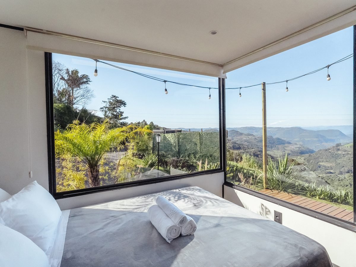 Cabana Serenitá — quarto com vista
